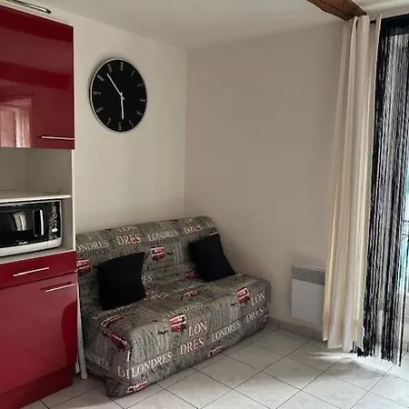 Apartment Appartement-studio Serignan